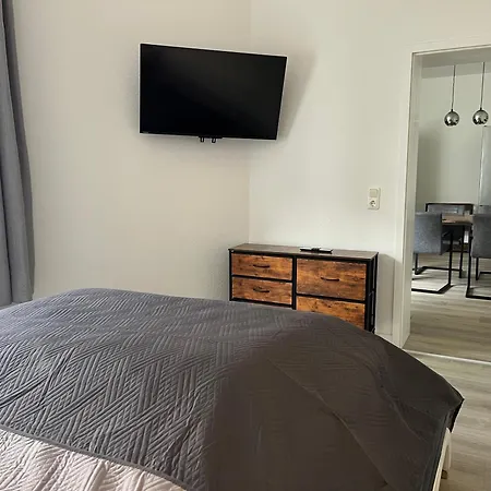 Apartment Md-10 Neu Zentrale Grosse 3 Schlafzimmer Ausstattung Magdeburg